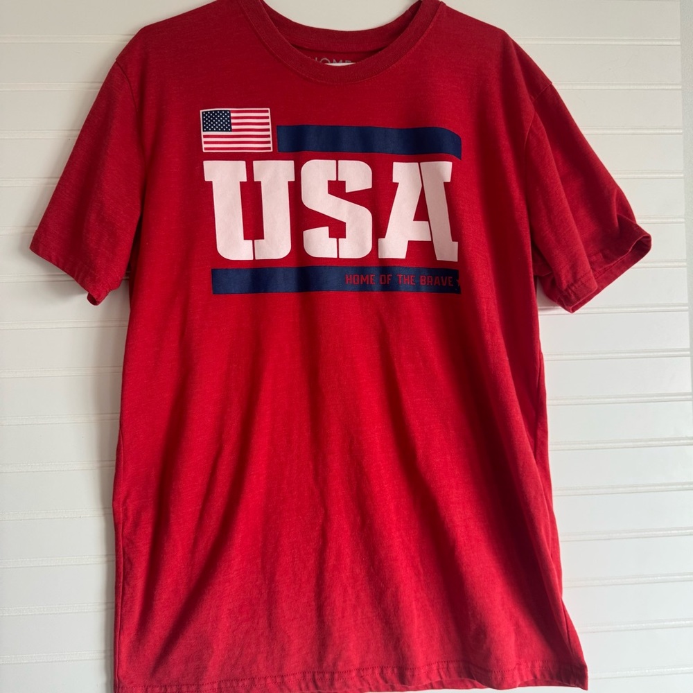 Men’s Red USA Graphic T-Shirt L